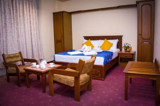 Deluxe Üç Kişilik Oda