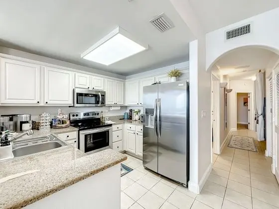 Family Daire (13428 Blue Heron Beach Drive, Orlando)