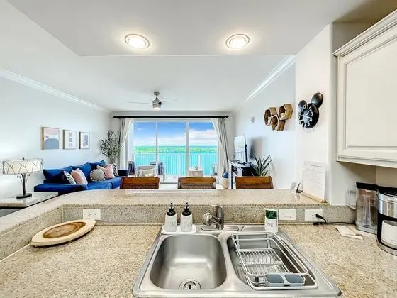 Family Daire (13428 Blue Heron Beach Drive, Orlando)