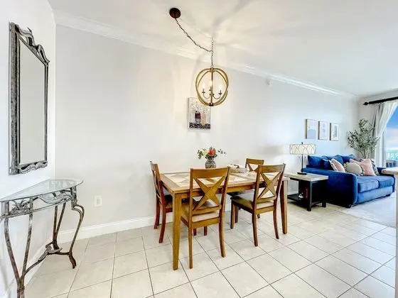 Family Daire (13428 Blue Heron Beach Drive, Orlando)