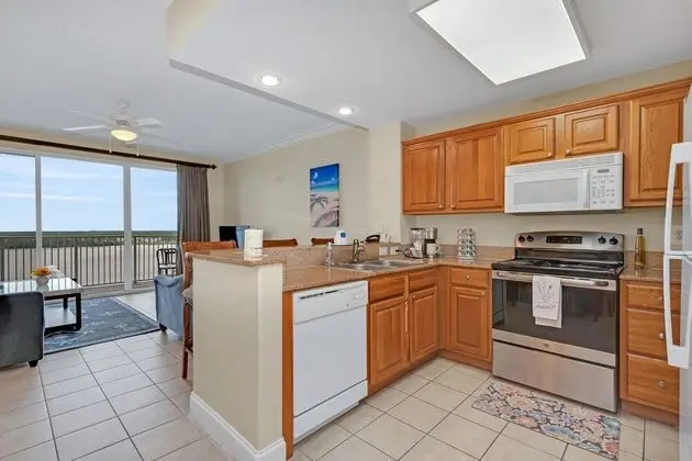 Family Daire (13428 Blue Heron Beach Drive, Orlando)