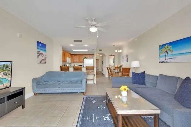Family Daire (13428 Blue Heron Beach Drive, Orlando)