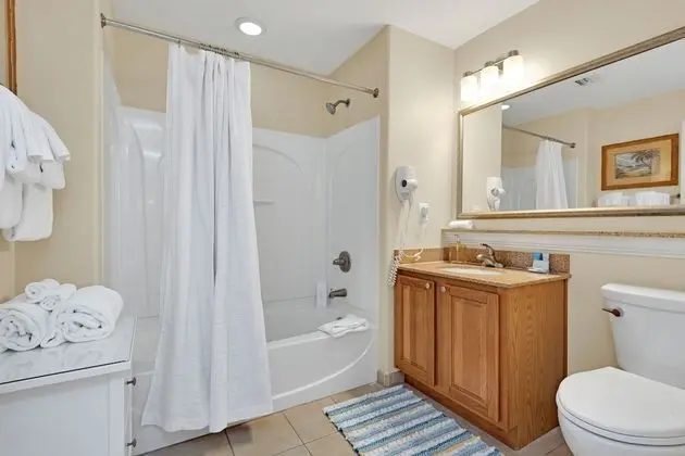 Family Daire (13428 Blue Heron Beach Drive, Orlando)
