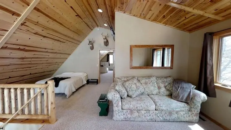 Ev, Birden Çok Yatak (Lakefront Hideaway)