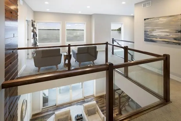 Ev, Birden Çok Yatak (Lakefront Luxury)