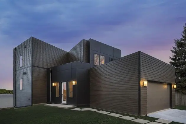 Ev, Birden Çok Yatak (Lakefront Luxury)