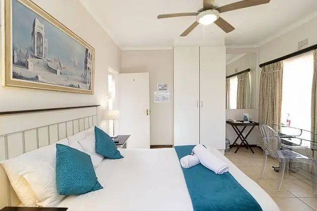Luxury Tek Büyük Yataklı Oda