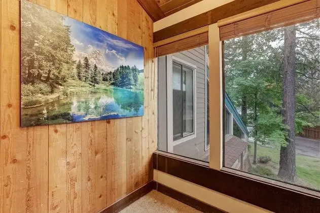Daire, Birden Çok Yatak (Lakeland Village #401)