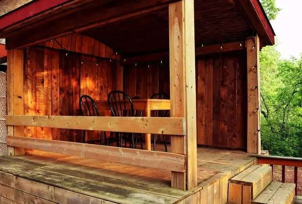Deluxe Kır Evi