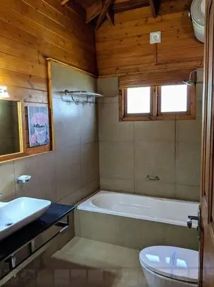 Premium Kır Evi, 1 En Büyük (King) Boy Yatak, Bağlantılı Odalar, Göl Manzaralı