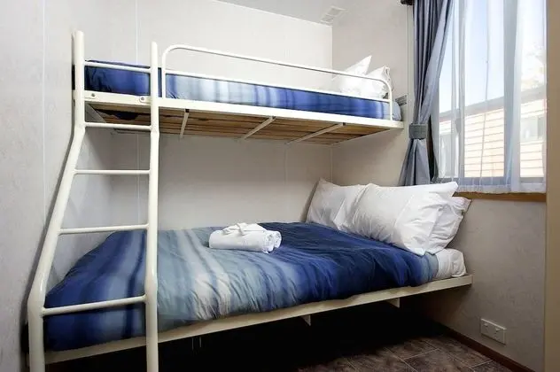Standard Süit, 2 Yatak Odası, Sigara İçilmez, Küçük Mutfak (Standard Cabin)