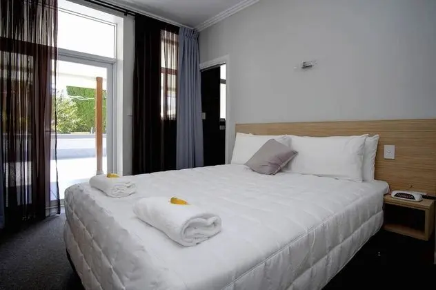 Comfort Tek Büyük Yataklı Oda, 1 Büyük (Queen) Boy Yatak, Banyolu/Duşlu
