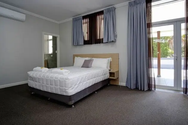 Comfort Tek Büyük Yataklı Oda, 1 Büyük (Queen) Boy Yatak, Banyolu/Duşlu