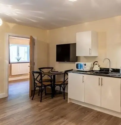 Apart Daire, Zemin Kat (Open Plan, Sleeps Four)