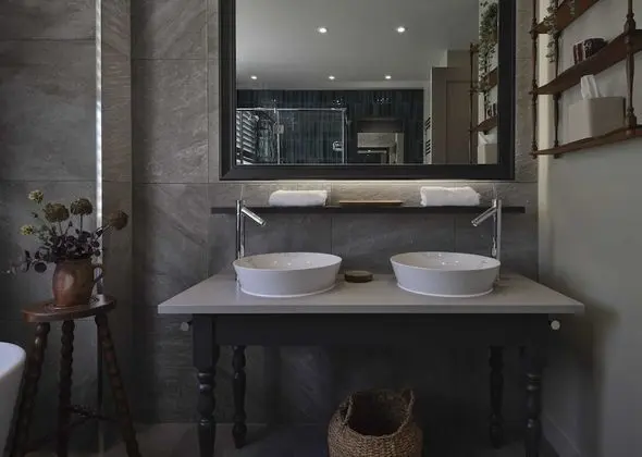Süit, 1 Yatak Odası (One Bedroom Marley Lake Suite)