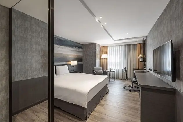 Deluxe Tek Büyük Yataklı Oda