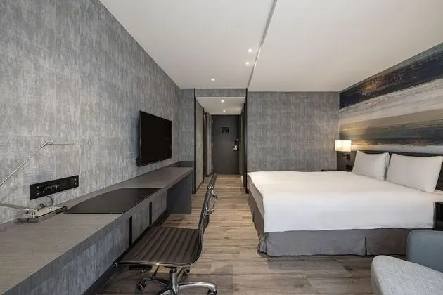 Deluxe Tek Büyük Yataklı Oda