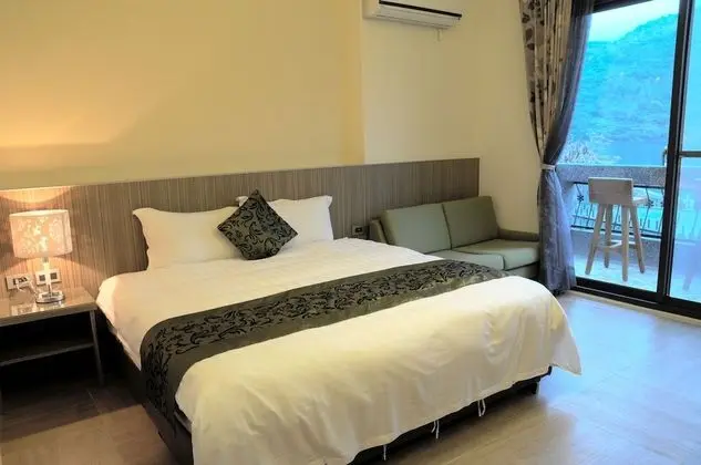 Honeymoon Tek Büyük Yataklı Oda, Balkon, Göl Manzaralı