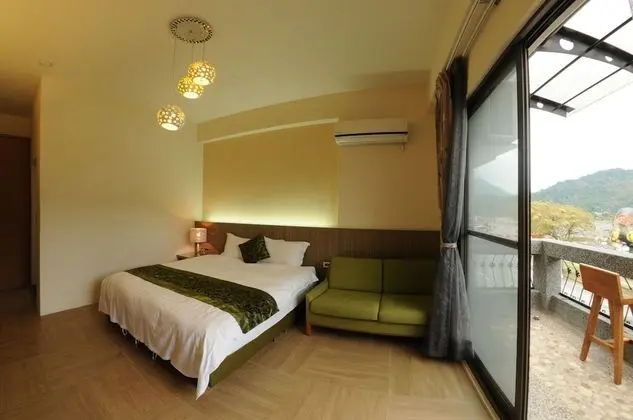 Honeymoon Tek Büyük Yataklı Oda, Balkon, Göl Manzaralı