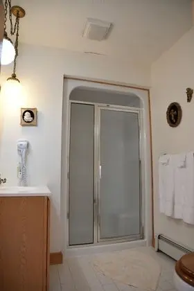 Oda, 2 Çift Kişilik Yatak, Özel Banyo, Göl Manzaralı