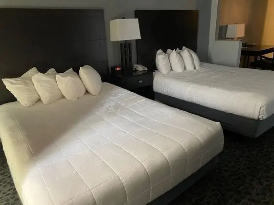 Süit, 2 Büyük (Queen) Boy Yatak, Bahçe Manzaralı