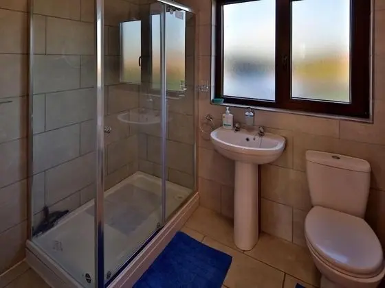 Comfort Apart Daire, Özel Banyo, Göl Manzaralı (Swan Lodge)