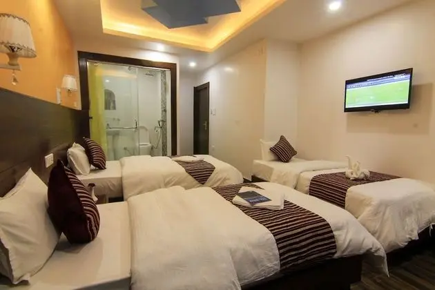 Deluxe Üç Kişilik Oda