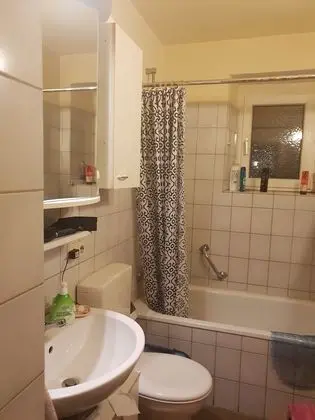 Basic Büyük Yataklı Tek Kişilik Oda, Birden Çok Yatak, Sigara İçilebilir, Park Manzaralı