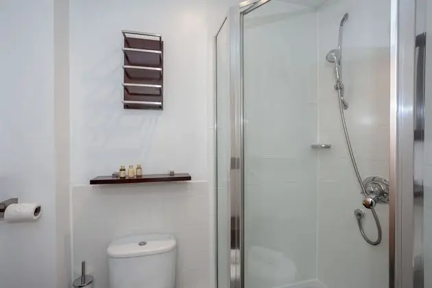 Classic Sıra Ev, 3 Yatak Odası, Balkon, Göl Kenarı