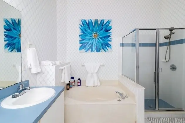 Ev, Birden Çok Yatak, Havuz Kullanımı