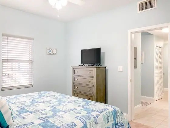 Daire (Laketown Wharf 1331)