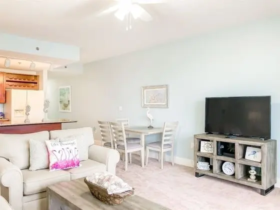 Daire (Laketown Wharf 1331)