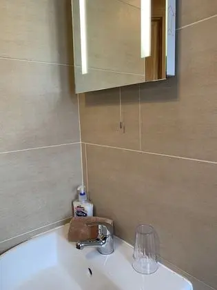İki Ayrı Yataklı Oda, Banyolu/Duşlu