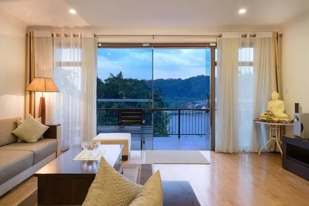 Luxury Apart Daire, 3 Yatak Odası, Balkon, Göl Manzaralı