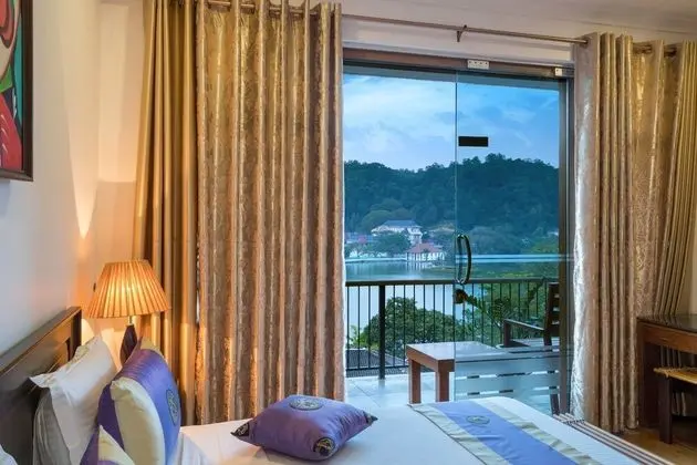 Luxury Apart Daire, 3 Yatak Odası, Balkon, Göl Manzaralı