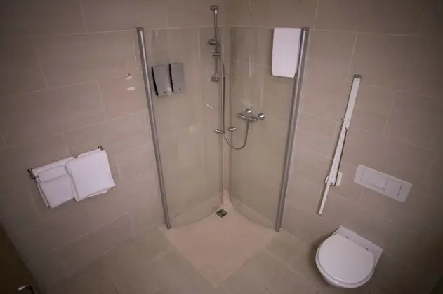 Standard Tek Büyük veya İki Ayrı Yataklı Oda, 2 Tek Kişilik Yatak, Avlu