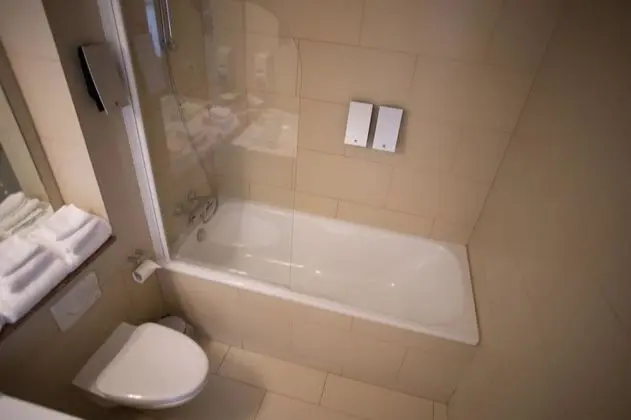 Standard Tek Büyük veya İki Ayrı Yataklı Oda, 2 Tek Kişilik Yatak, Avlu