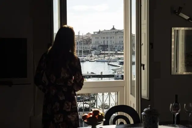 Süit, Balkon, Deniz Manzaralı