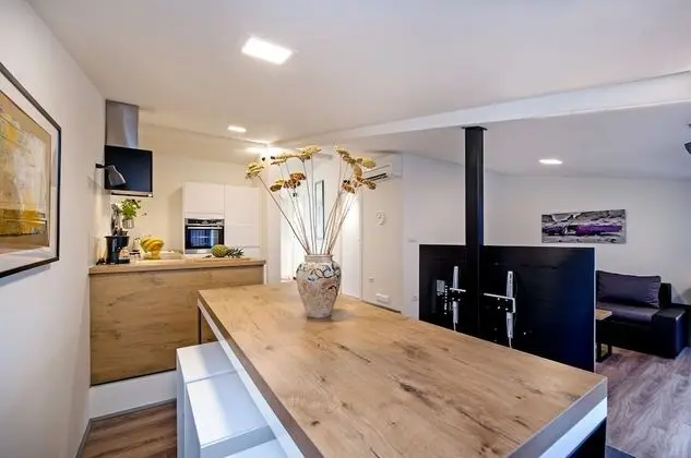 Apart Daire, Deniz Manzaralı