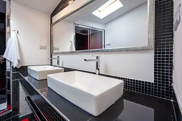 Apart Daire, Deniz Manzaralı