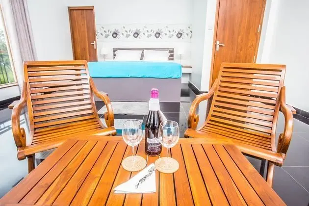 Deluxe Tek Büyük Yataklı Oda, Deniz Manzaralı