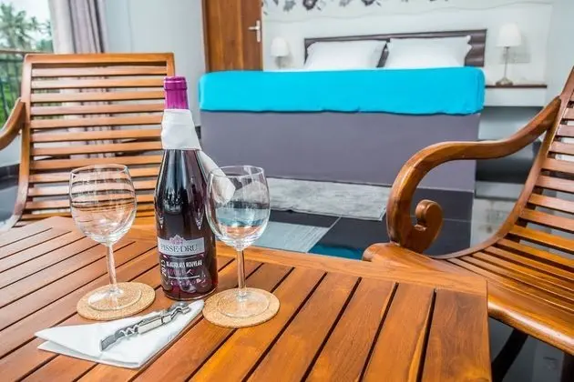 Deluxe Tek Büyük Yataklı Oda, Deniz Manzaralı