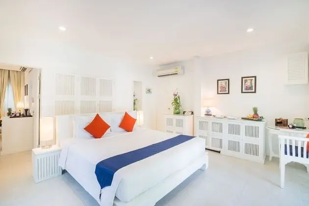 Garden View Room