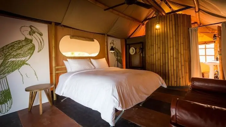 Deluxe Safari Tent