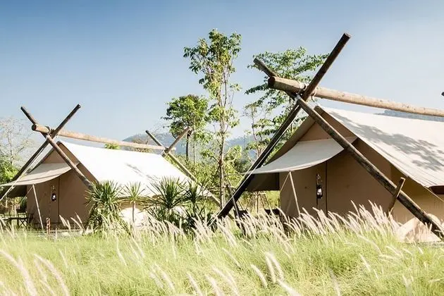 Deluxe Safari Tent