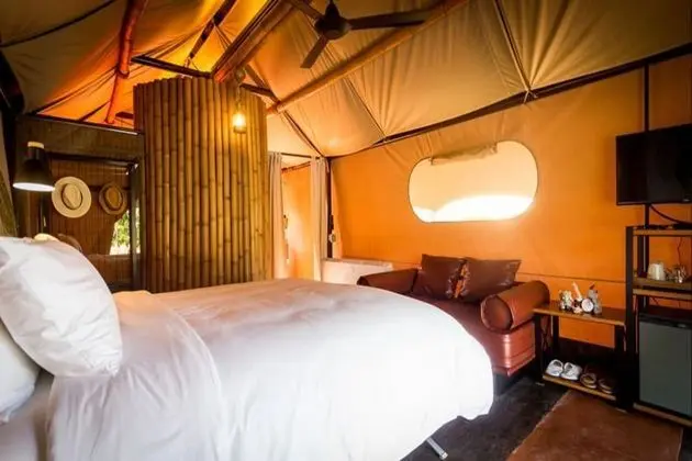 Deluxe Safari Tent