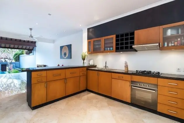 Villa, 3 Yatak Odası, Havuz Manzaralı