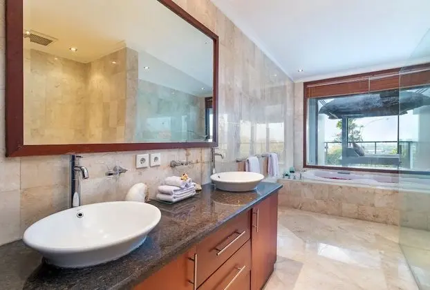 Villa, 3 Yatak Odası, Havuz Manzaralı