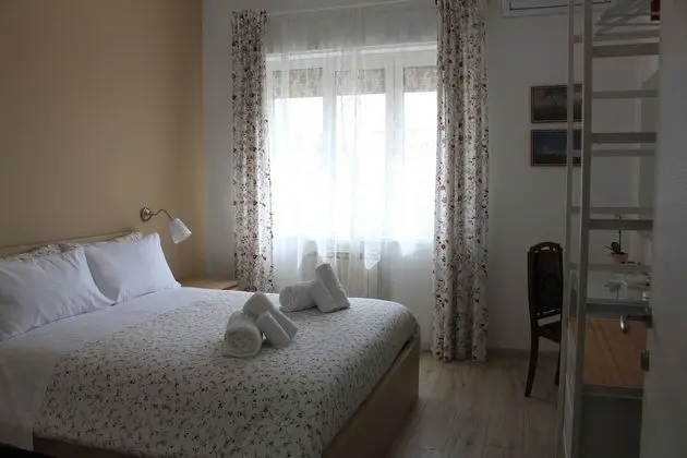 Classic Oda, Vadi Manzaralı (Private External Bathroom)