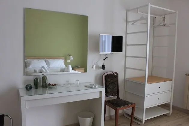 Comfort Tek Büyük Yataklı Oda, Balkon, Vadi Manzaralı (Private External Bathroom)